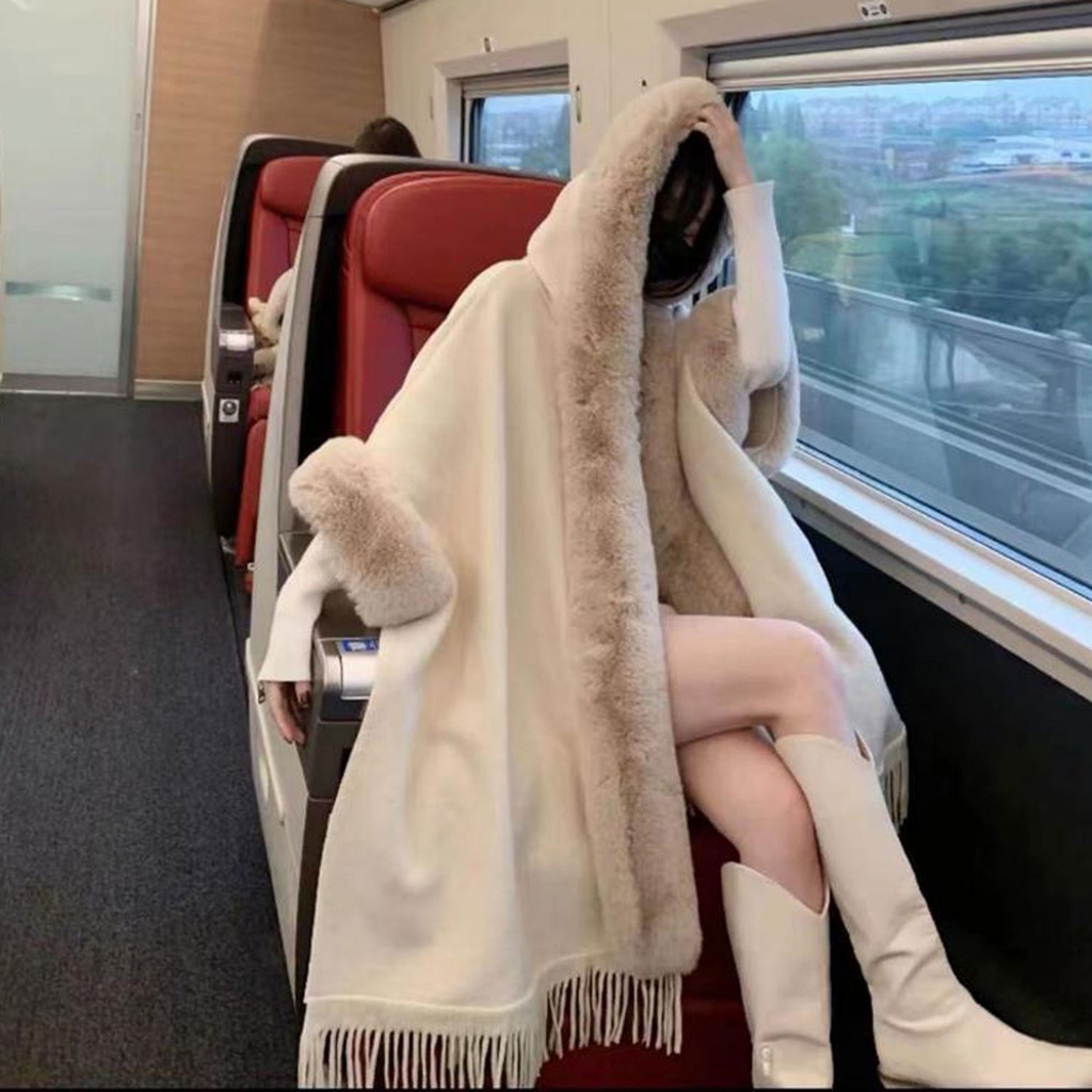 360 COTTON PONCHO CREAM PLUSSH FUR TRIM +HOOD