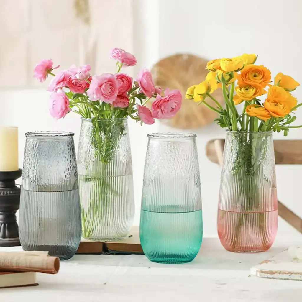 360 HOME VASE GLASS 10.5*23.5CM CONE STRIPPED