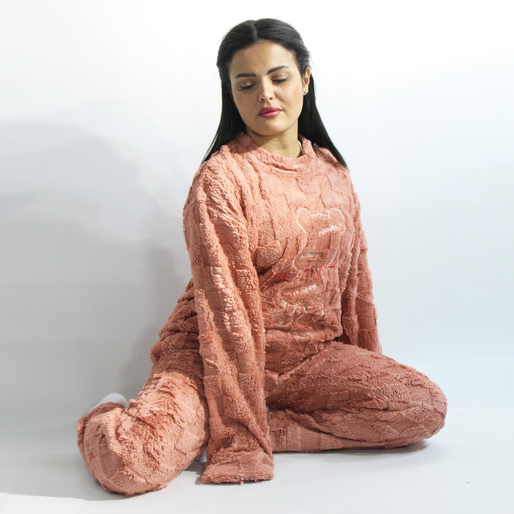 360 COTTON PAJAMA WINTER WOMEN FUZZY FLEECE PINK MEDIUM ROUNDED NECKLINE LOOSE MONOCHROME TEXTURED PATTERN