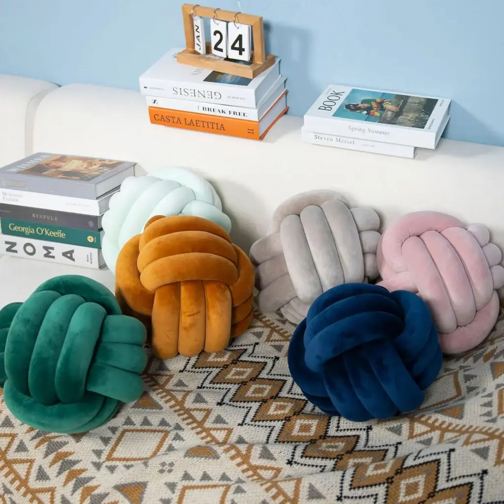 360 HOME CUSHION KNOT BALL 28*28cm ORANGE, GREEN KNOTS
