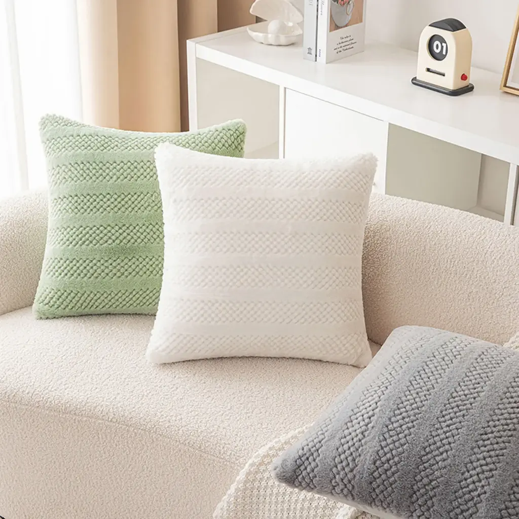 360 HOME CUSHION 45*45cm LIGHT GREEN WOVEN PATTERN
