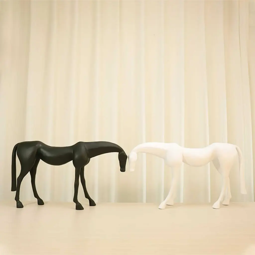 360 HOME HORSE DECORATIVE FIGURINES 57*15*32 BLACK & WHITE