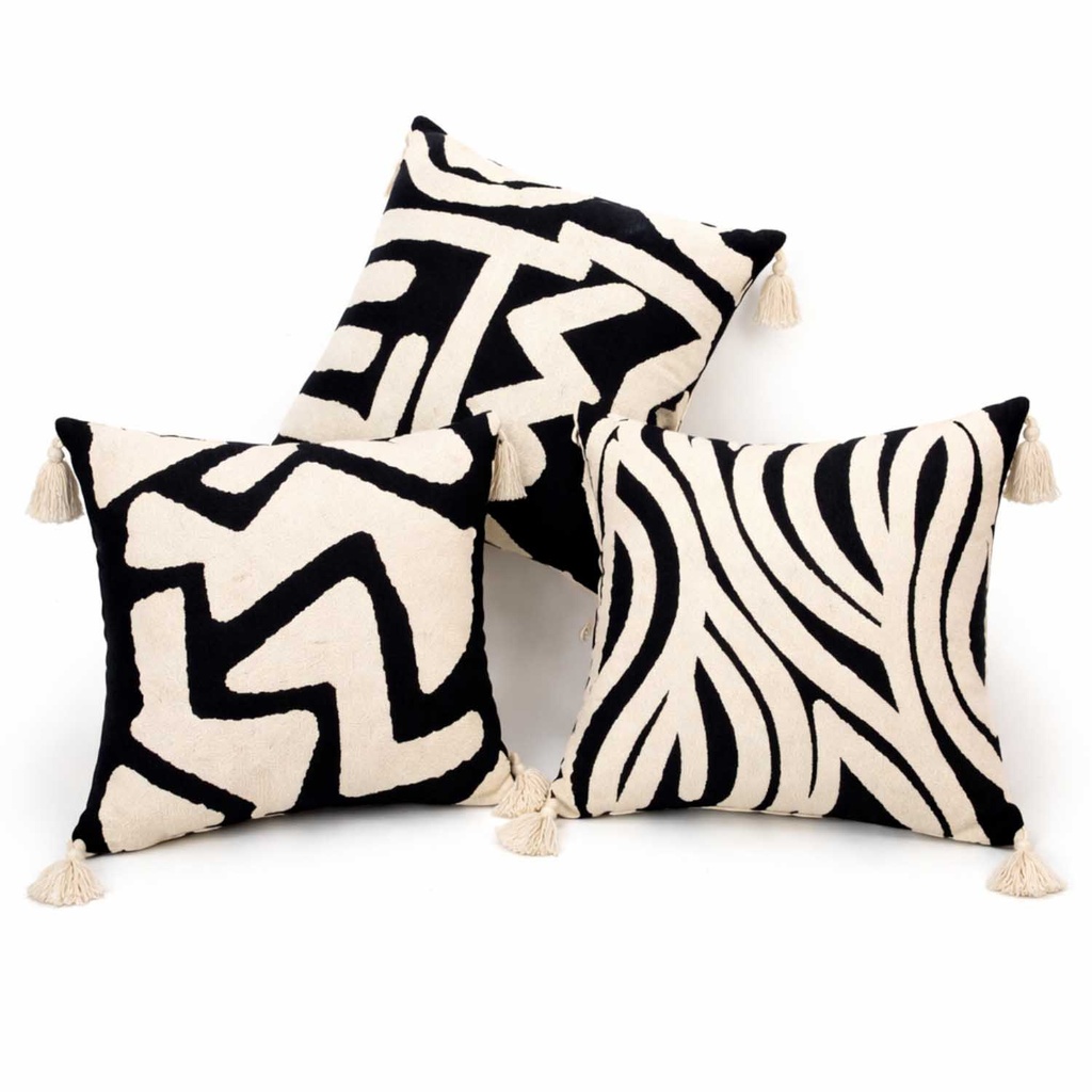 360 HOME TUFTED CUSHION COVER 45*45CM BOHO STYLE BOLD ABSTRACT BLACK & WHITE GEOMETRIC PATTERN WIGGLE OR BRUSHSTROKE DESIGN
