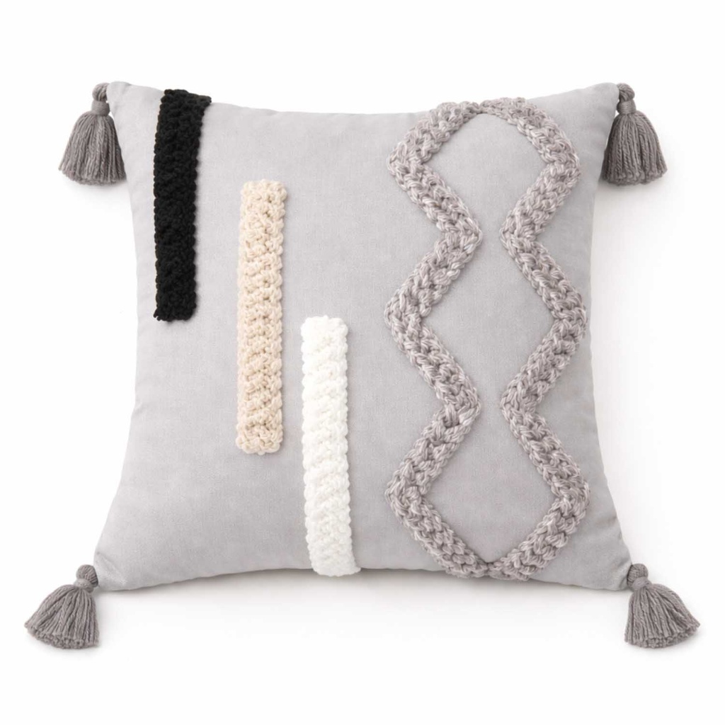 360 HOME BOHO PILLOW 45X45CM TUFTED GEOMETRIC PATTERNS WITH CORNERS TASSELS