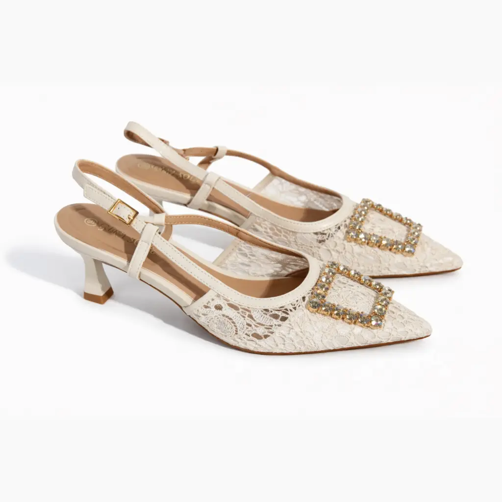 360 COTTON HEELS, 5CM,LACE, BEIGE WITH LOASANGE BUCLE BEIGE 37