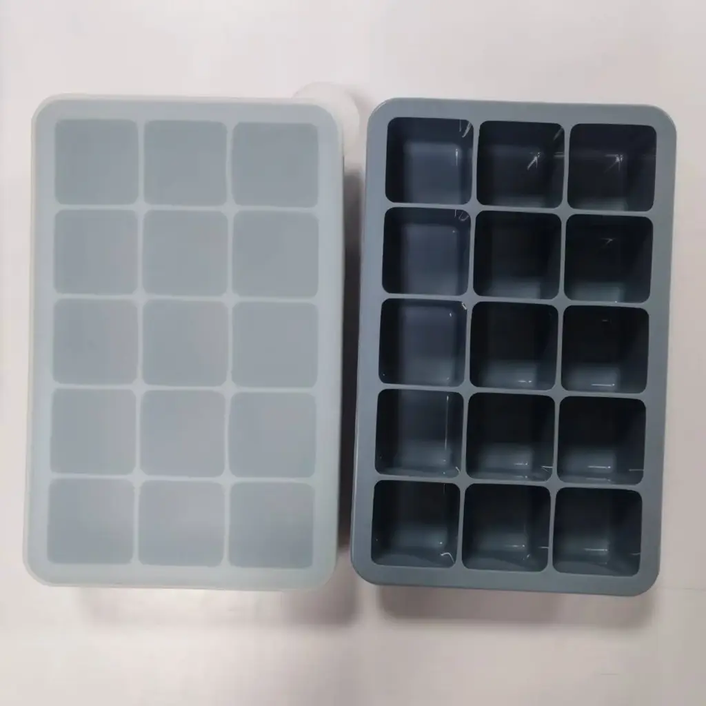 360 HOME MY KITCHEN  ICE CUBE TRAY WITH LID AND BIN FOR FREEZER   18.7*11.8*3.5CM