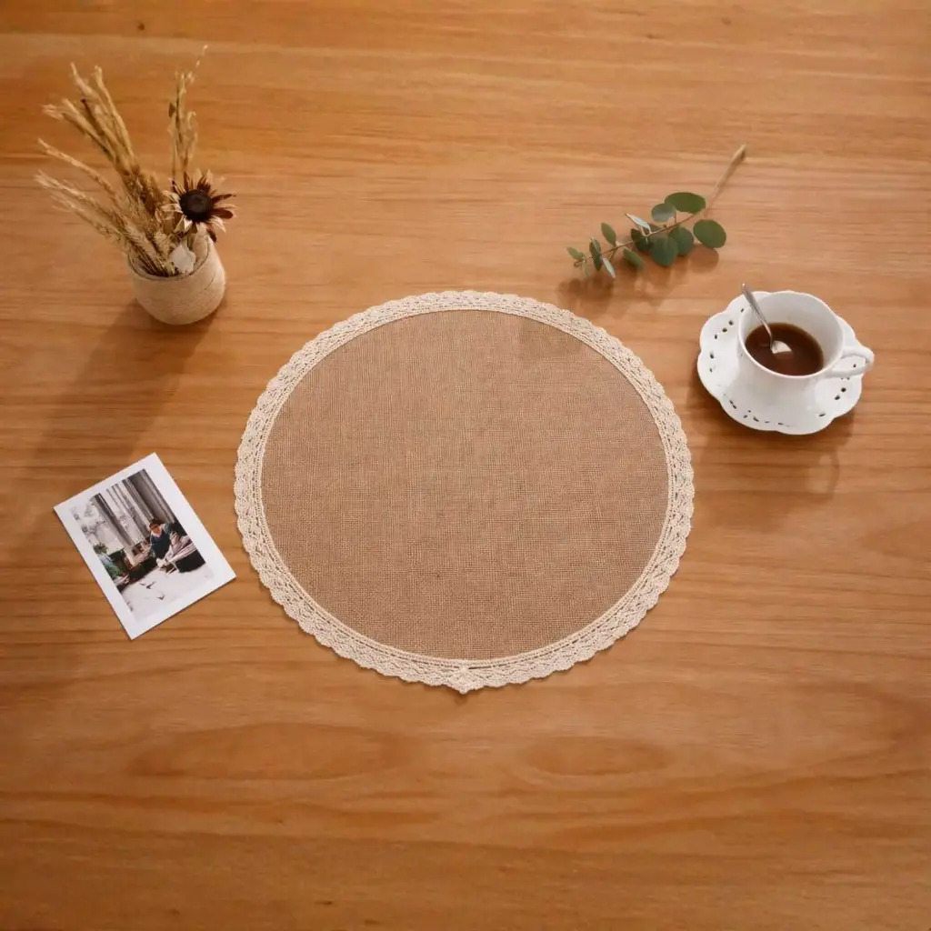 360 HOME PLACEMAT STRAW 38CM CIRCULAR SHAPE DECORATIVE WHITE LACE OR FABRIC TRIM AROUND THE OUTER EDGE