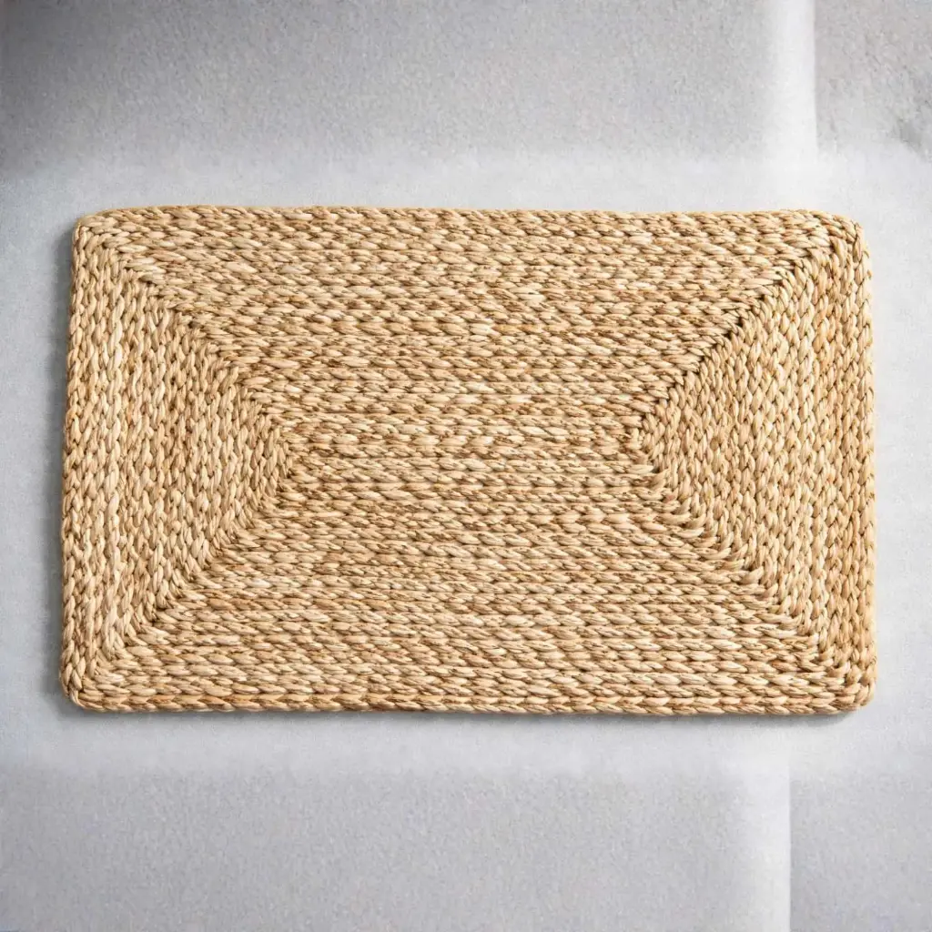 360 HOME PLACEMAT STRAW 30*45CM RECTANGULAD SHAPED NATURAL LIGHT BEIGE OR OFF-WHITE COLOR DEFINED BORDER +CHANGE IN THE WEAVE PATTERN AROUND THE PERIMETER
