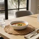360 HOME PLACEMAT STRAW 38CM BRAIDED ROUND SHAPE WITH A SLIGHTLY SCALLOPED OR NATURAL RIM EDGE