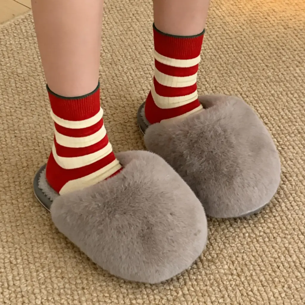360 COTTON WINTER MEN SLIPPERS PLUSH TAUPE 38-39(SUITABLE FOR SHOES 37-38）