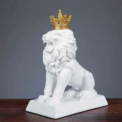 [HODE78] 360 HOME LION KING SCULPTURE 23*13*32cm BLACK/WHITE