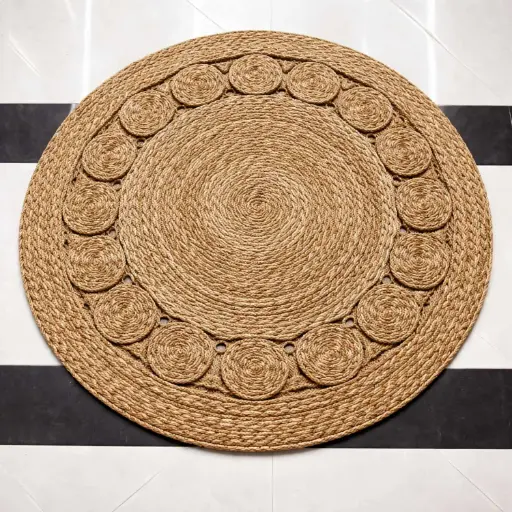 [STRAW2] 360 HOME FLOORMAT STRAW 120CM NATURAL COLOR LARGE SPIRAL BRAIDED FRAMED BY A BORDER COMPOSED OF SMALLER INDIVIDUAL ELEMENTS