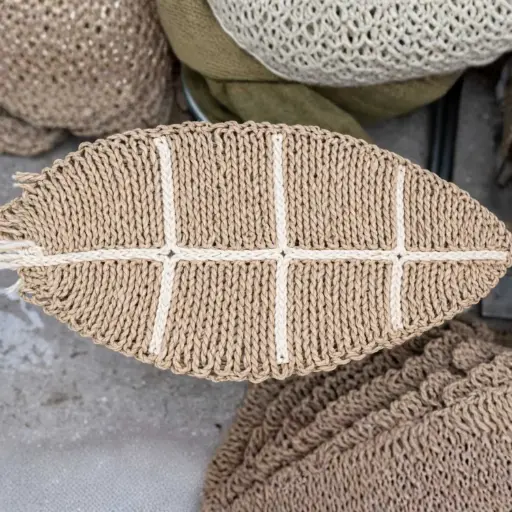 [STRAW70] 360 HOME RUNNER TABLE STRAW 50*33CM LEAF SHAPED INTRICATE WEAVE PATTERN