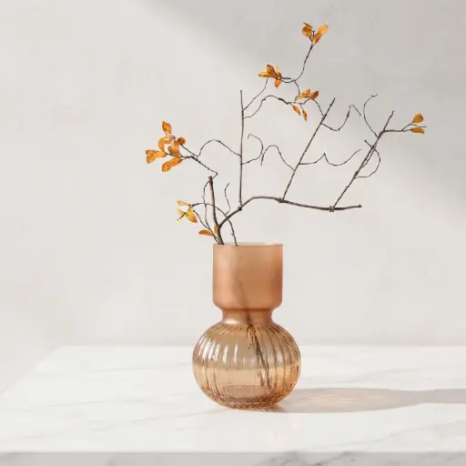 [MH26-V61] 360 HOME MY HOME DECORATIVE GLASS VASE Ribbed Bottle-Shaped wide cylindrical neck 18*26cm amber